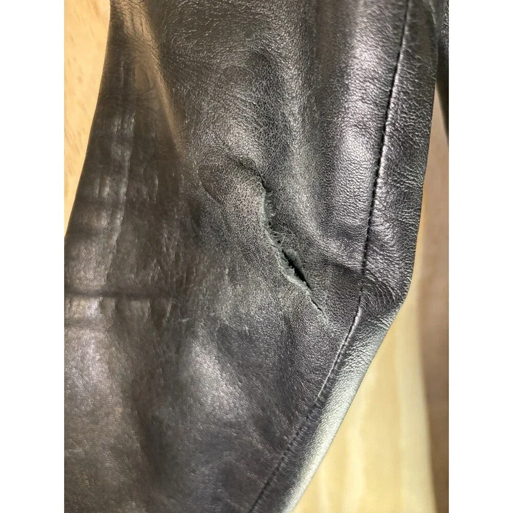 90’s Giorgio Cuirs Black leather Mid Length Trench Coat Size 36 Size Xs* flaw
